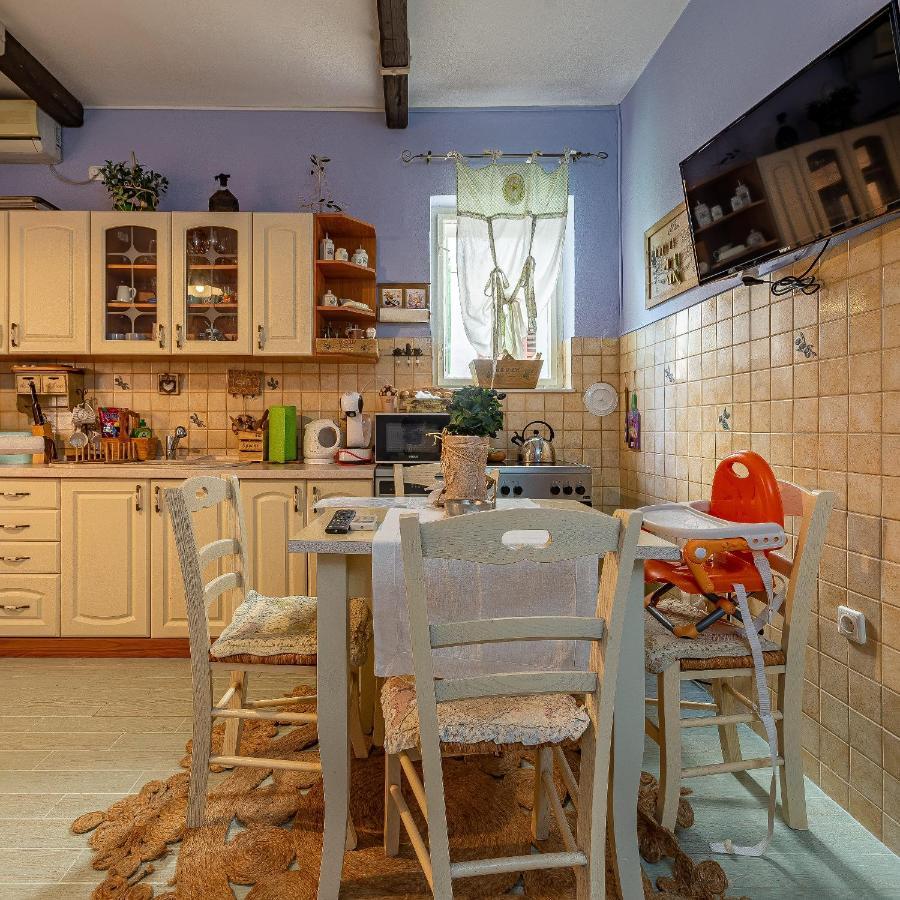 Villa Ivano Apartmani 비오그라드나모루 외부 사진